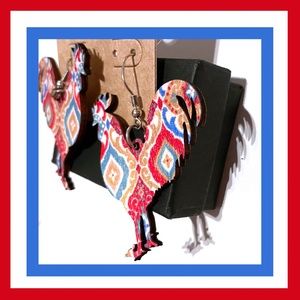 Trendy Lightweight Laser Cut Wooden Rooster NWT